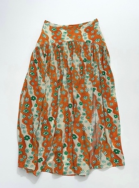 热情水波纹橙色印花绿色小花花飘逸半身裙