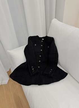 黑色粗花呢收腰外套