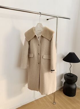 娃娃领宽松双面呢大衣