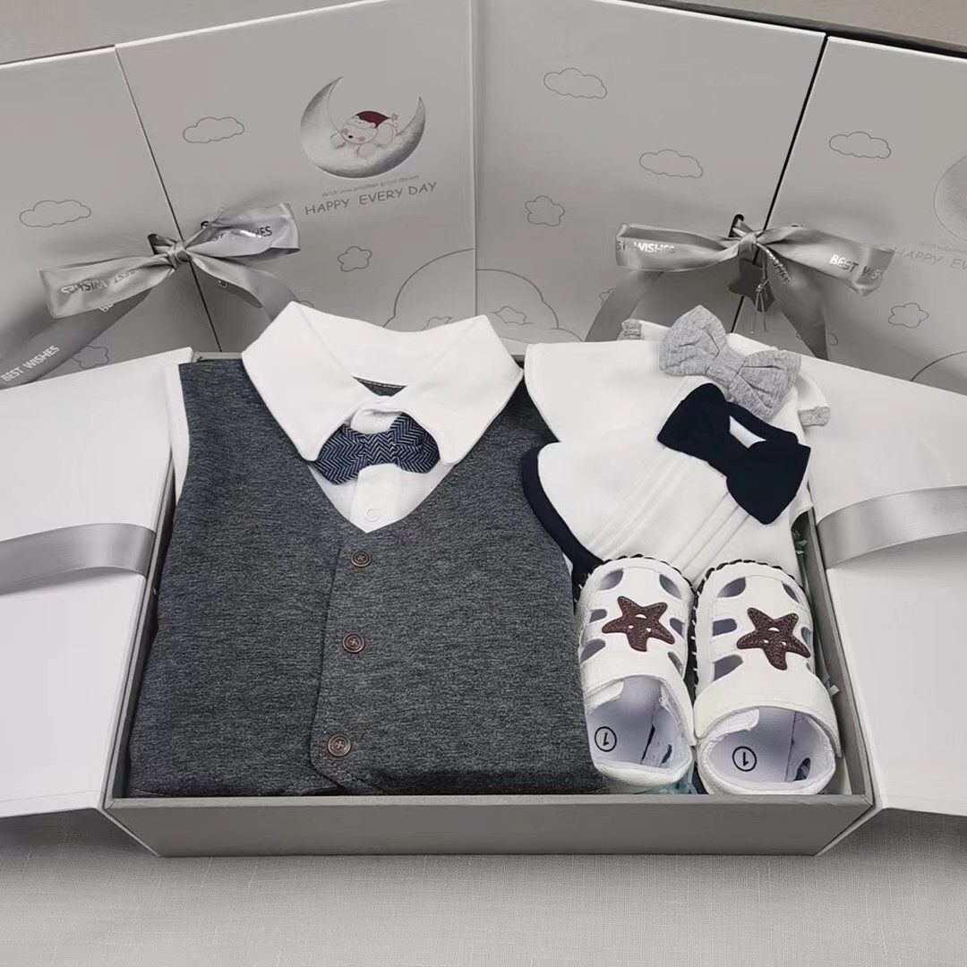 夏季男宝宝婴儿礼盒套装绅士短袖连体衣满月百天周岁送礼摆酒礼服