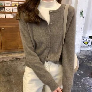 外贸单羊绒开衫春秋毛衣女短款圆领羊毛衫超火cec外套针织