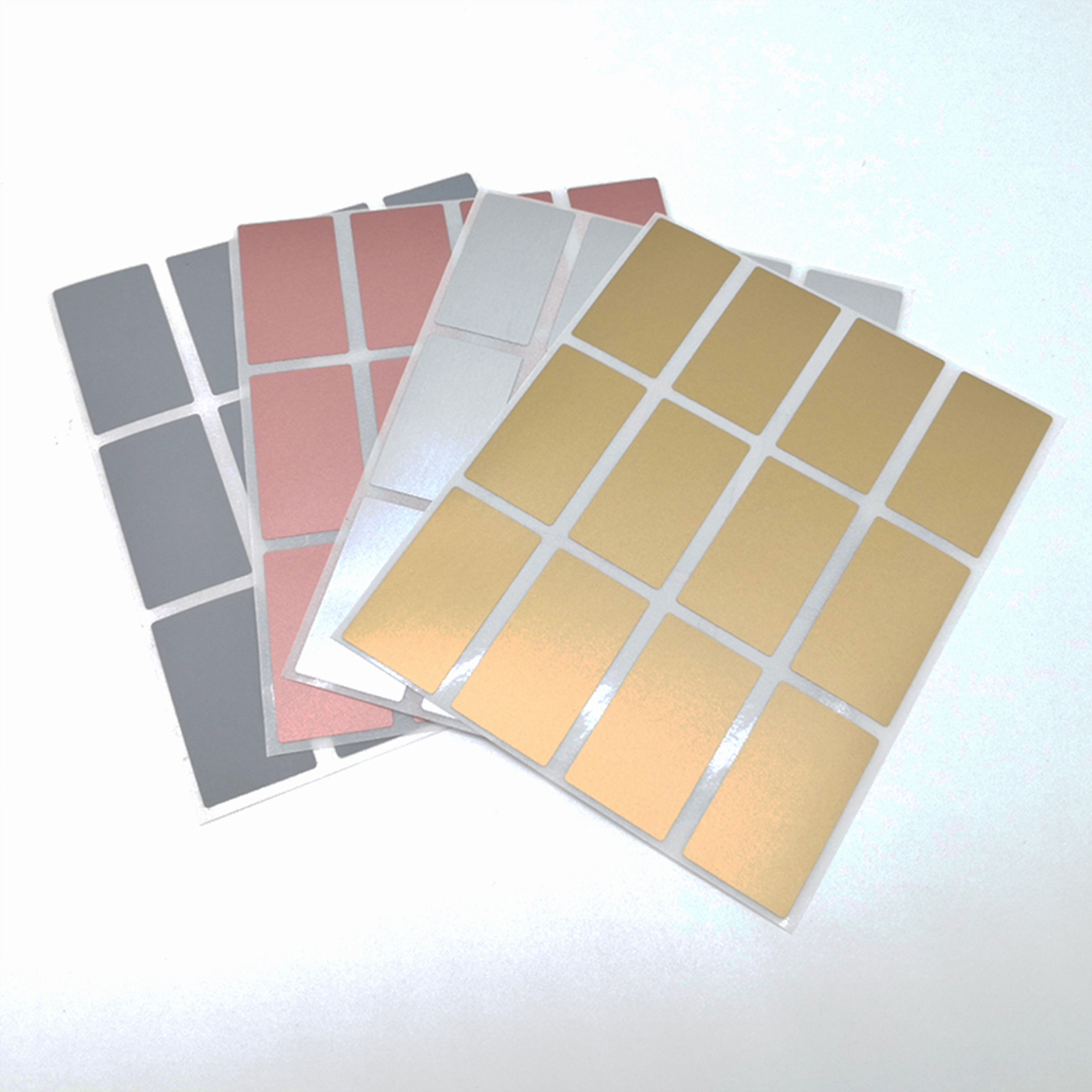 刮刮卡涂层游戏贴纸覆盖电脑族