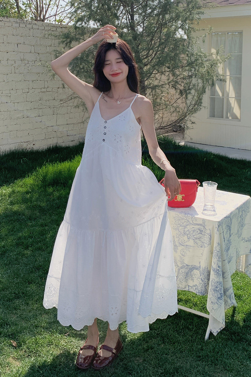 显瘦气质女神范白月光吊带长裙女夏季新款超好看森系连衣裙高级感,女装连衣裙,浙宝270