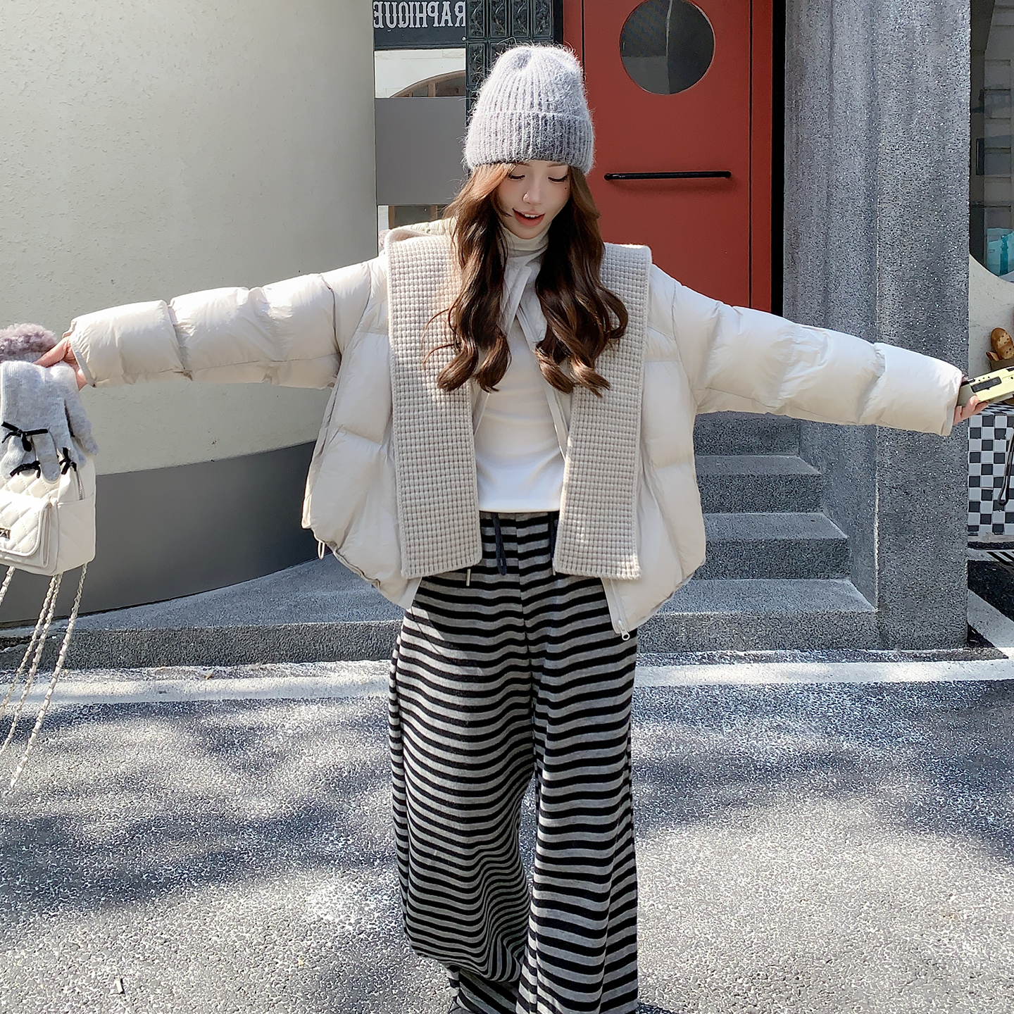 【新款】现货！小个子泡芙带围巾帽白鸭绒270-7130P325控418，女装羽绒服，浙宝270