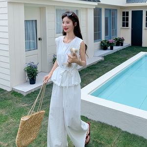 白色高级感小众气质套装女2025夏季新款花边背心上衣阔腿裤两件套图片