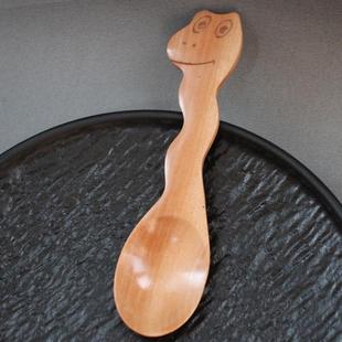 个性创意可爱蛇宝宝原木制小勺子儿童喝汤勺吃饭用木勺子短柄调羹