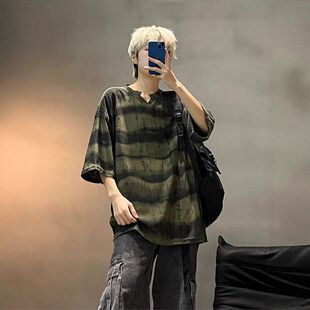 条纹潮牌痞帅小夏季男款v领美式复古炸街扎染破洞短袖t恤半袖重磅