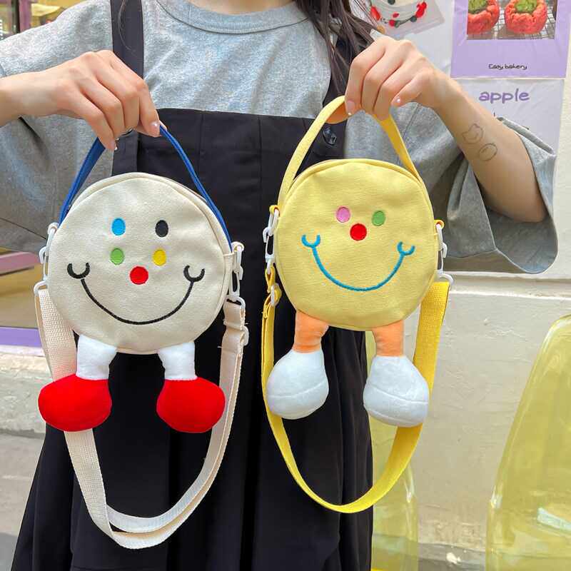 日系ins卡通可爱软萌笑脸迷你公仔包单肩包少女新款手提斜挎包小