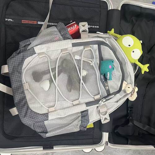 格纹尼龙防水休闲双肩包女旅游轻便大容量电脑包初高中书包男背包