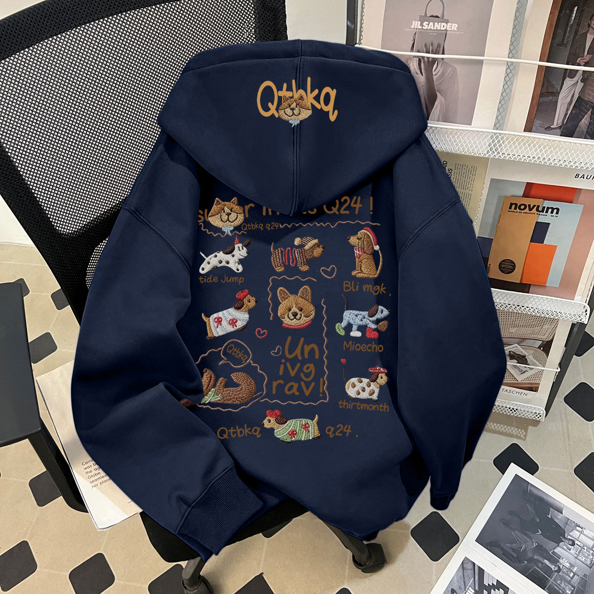 女童2025秋冬季新款潮牌狗狗印花连帽卫衣学生洋气百搭学院风上衣