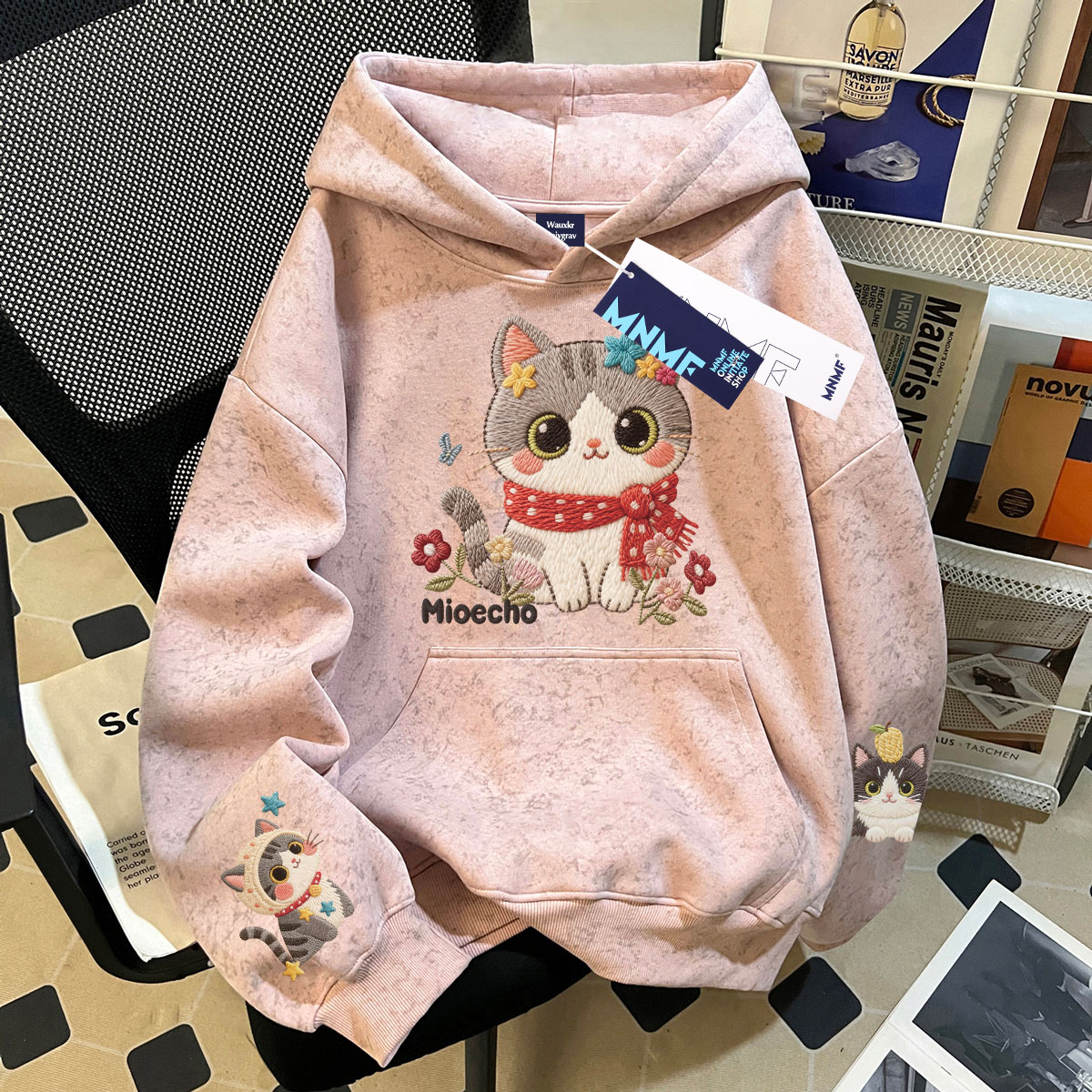 秋季女童呆萌可爱猫咪仿刺绣新款扎染连帽卫衣中大童时尚洋气上衣