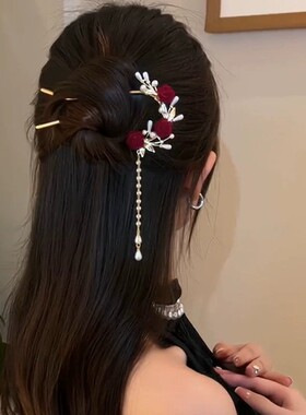 新中式红色玫瑰花珍珠流苏发簪古风U型簪子新娘敬酒服发钗高级感