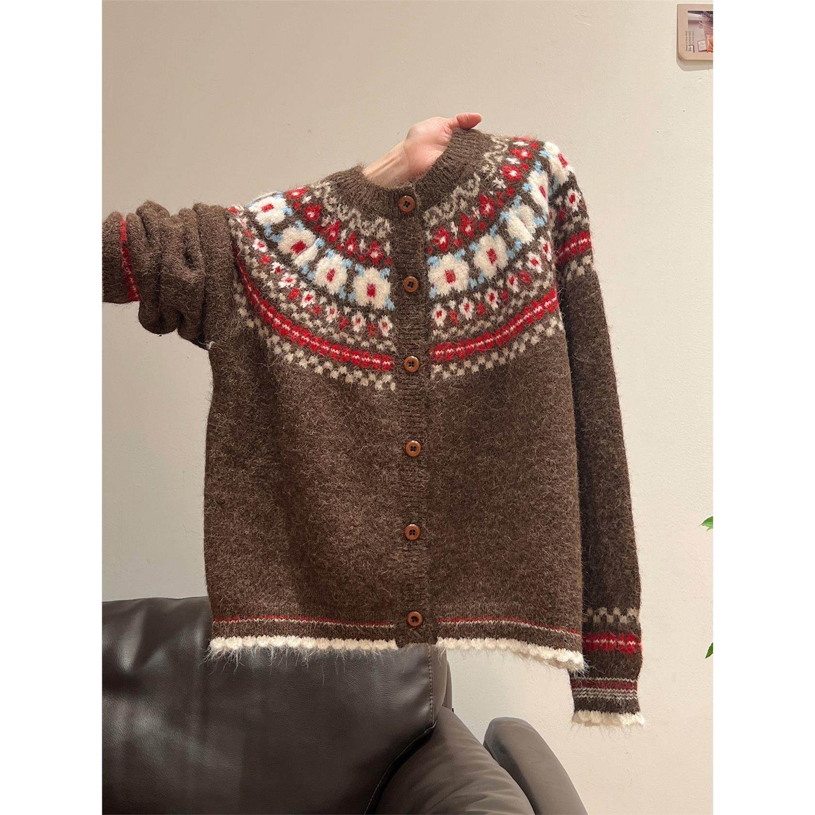 覆古风费尔岛提花高级感毛衣外套女2025秋冬宽松撞色针织开衫上衣