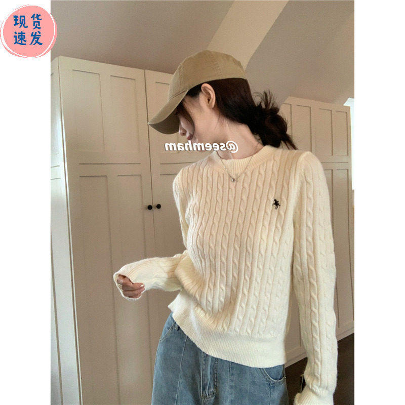 秋冬2025年新款韩系麻花圆领慵懒毛衣高级感刺绣长袖针织衫上衣女