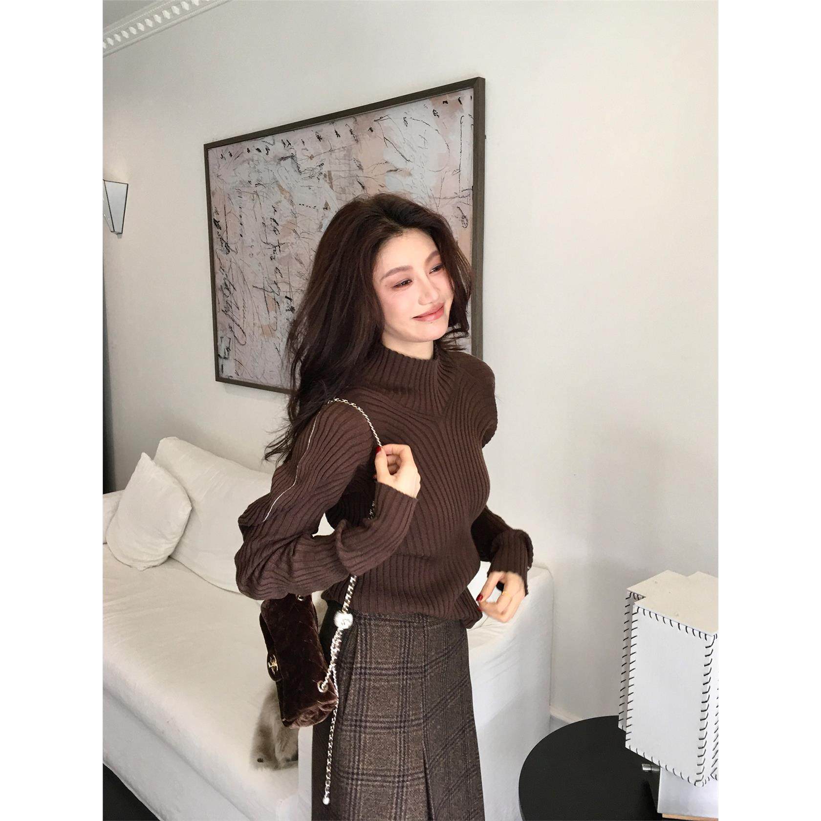 龍喜儿 复古坑条纹半高领毛衣女秋冬高级感绵羊毛打底针织衫D616