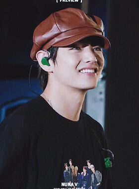 BTS同款防弹少年团金泰亨V演唱会皮革贝雷帽情侣鸭舌帽日韩