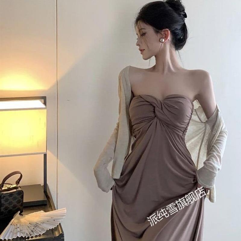 纯欲风露背抹胸连衣裙女早秋套装外搭长袖针织开衫披肩上衣两件套