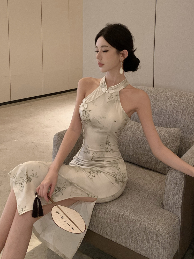 2024新款新中式改良旗袍气质绝美挂脖连衣裙女夏高级性感包臀长裙