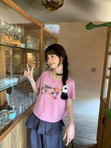 韩系重工钉珠花朵短袖T恤小个子