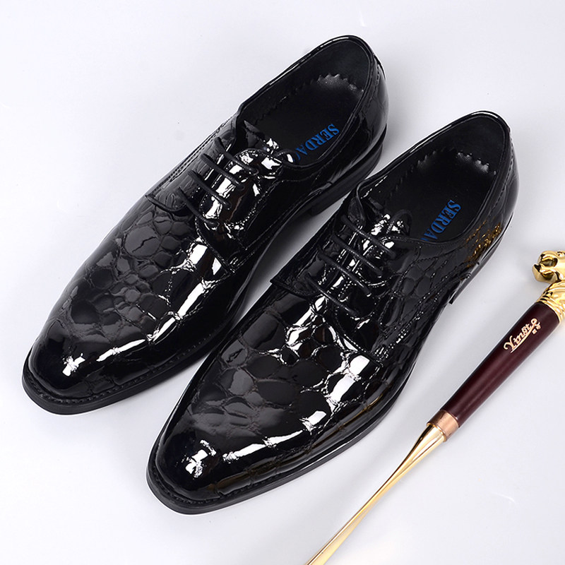 秋季石头纹压花休闲风亮面皮鞋