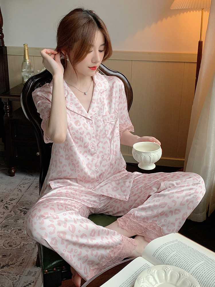 프랑스어 CENTA KTICE LITTLE RED BOOK은 여성용 얇은 반팔 여름 핑크 레오파드 프린트 아이스 실크 섹시한 잠옷을 추천합니다