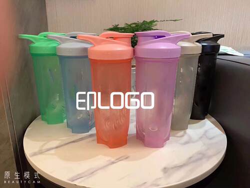 代餐摇摇杯运动健身水杯子700ml手提蛋白粉塑料搅拌杯康宝莱奶昔