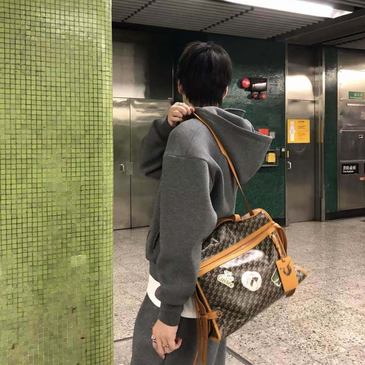 崔氏笑脸包老花旅行包高级感牛皮手提大容量中性风通勤单肩斜跨包