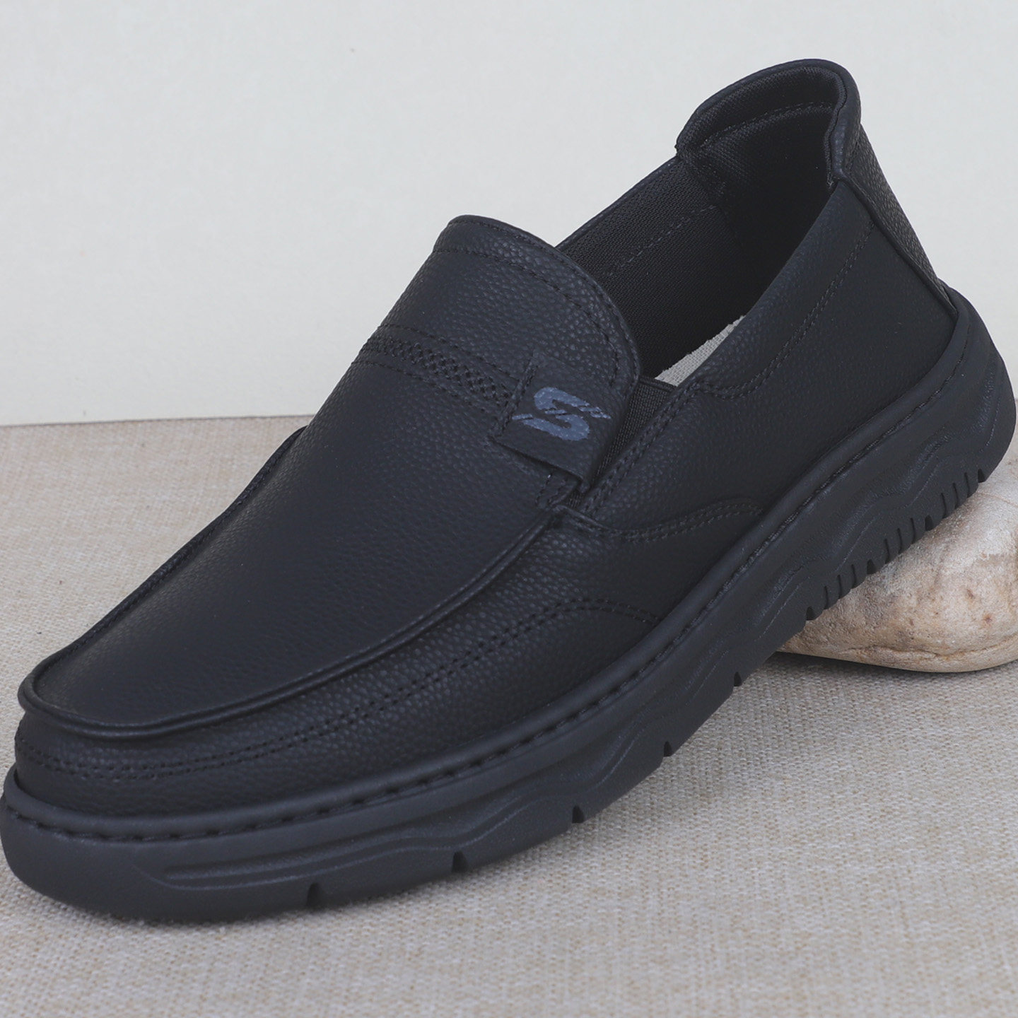 老北京新款软底布鞋男高端商务仿皮面休闲鞋不累脚轻底工作上班鞋,流行男鞋,布鞋,淘宝优惠券,粉丝福利购,淘宝优惠卷