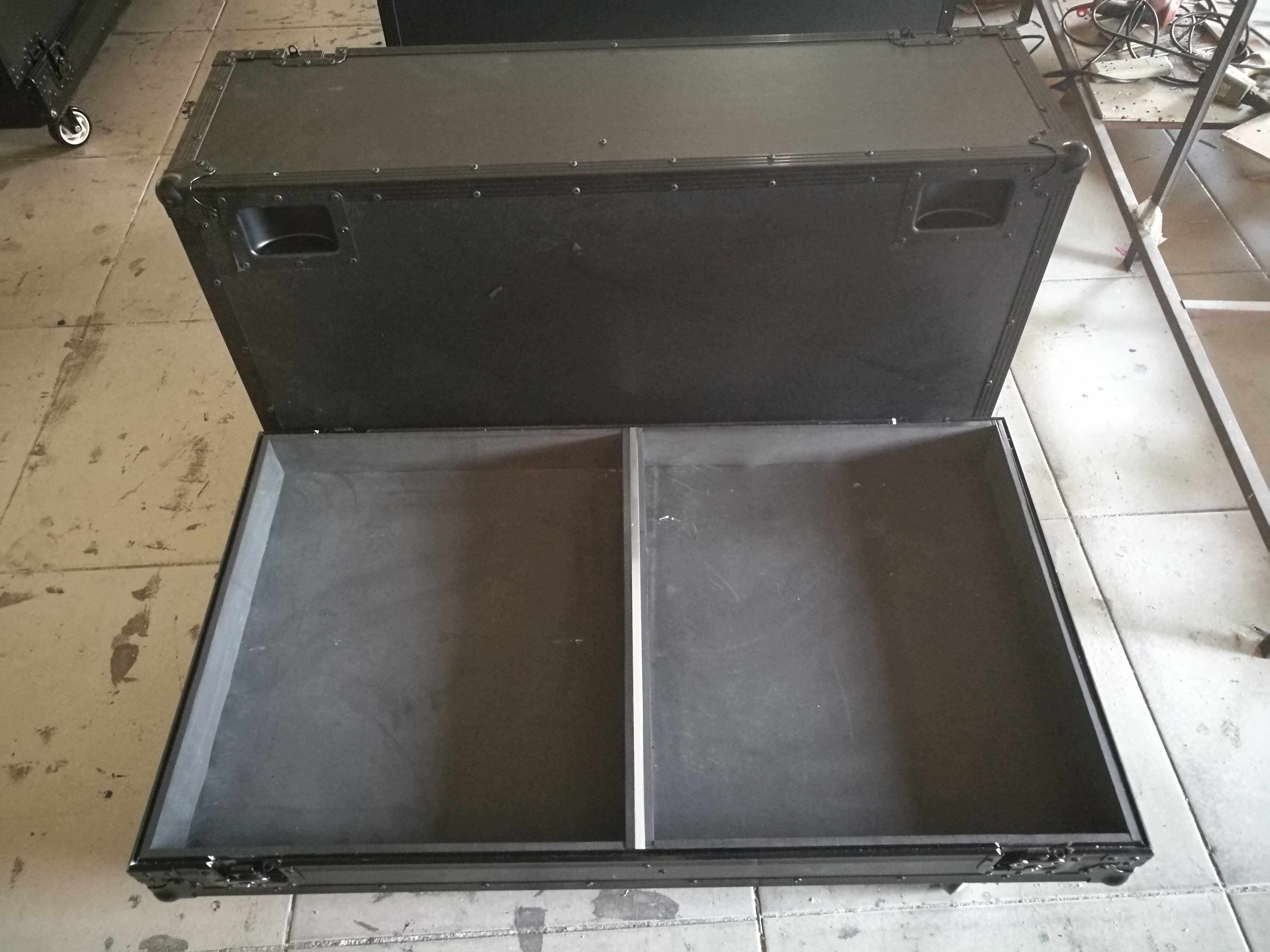 线阵音响航空箱机柜单15寸音响