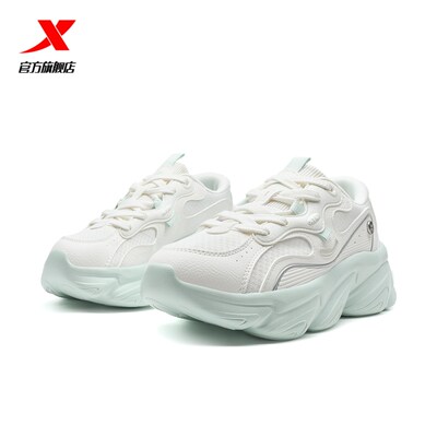 特步蛋卷鞋女鞋夏季百搭复古老爹鞋轻便运动鞋休闲鞋975218320001