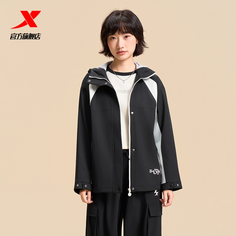 特步连帽外套男2025年秋冬新款休闲上衣保暖运动风衣975328160572