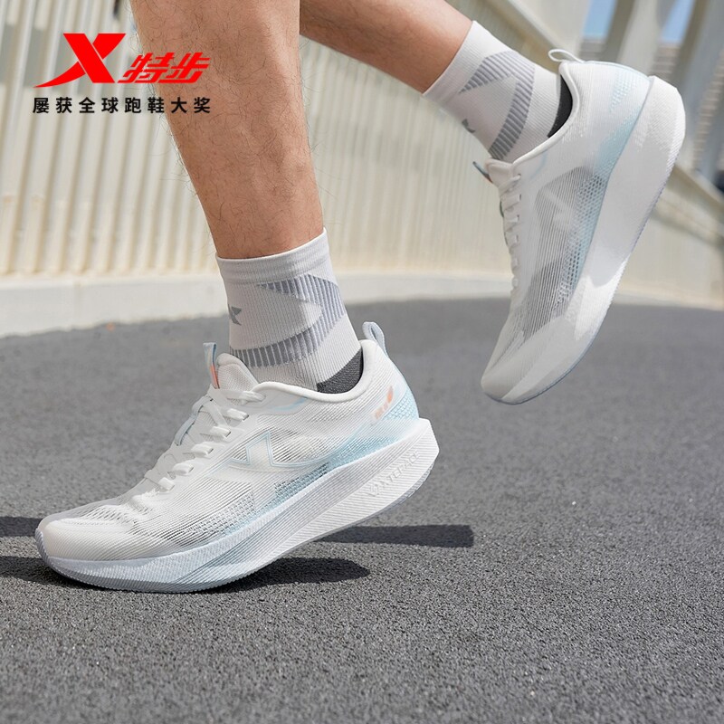 特步致轻10丨跑鞋男鞋夏季新款透气减震运动鞋情侣轻便跑步鞋女鞋