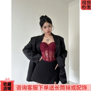 蕾丝法式鱼骨吊带收腰上衣+百搭显瘦开叉半裙+宽松西装外套套装