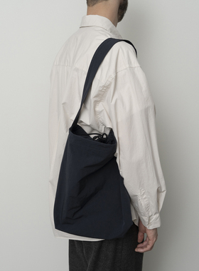 日本Still By Hand束口袋尼龙单肩背包水桶包