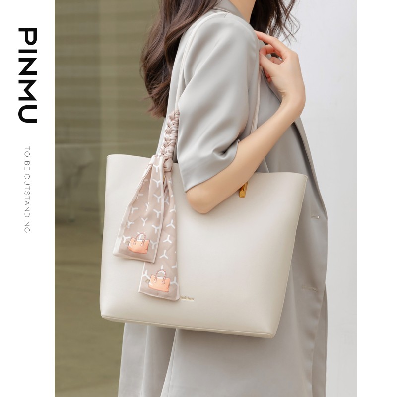 2025新款通勤女包大容量