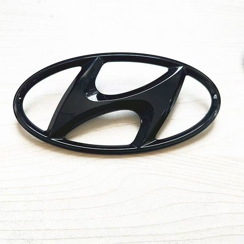 适用于现代黑武士前后中网车标IX35IX25朗动悦动胜达名图后备箱标