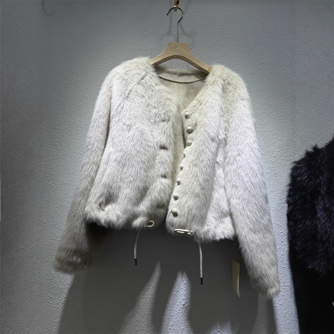 秋冬仿皮草冬季设计感气质毛绒短款外套短款