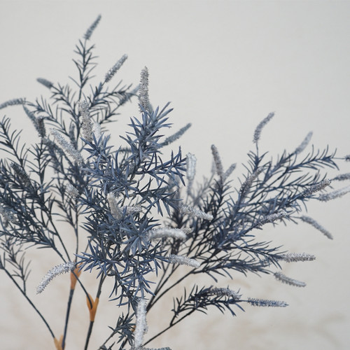 现代简约蓝色仿真家居餐桌鼠尾草