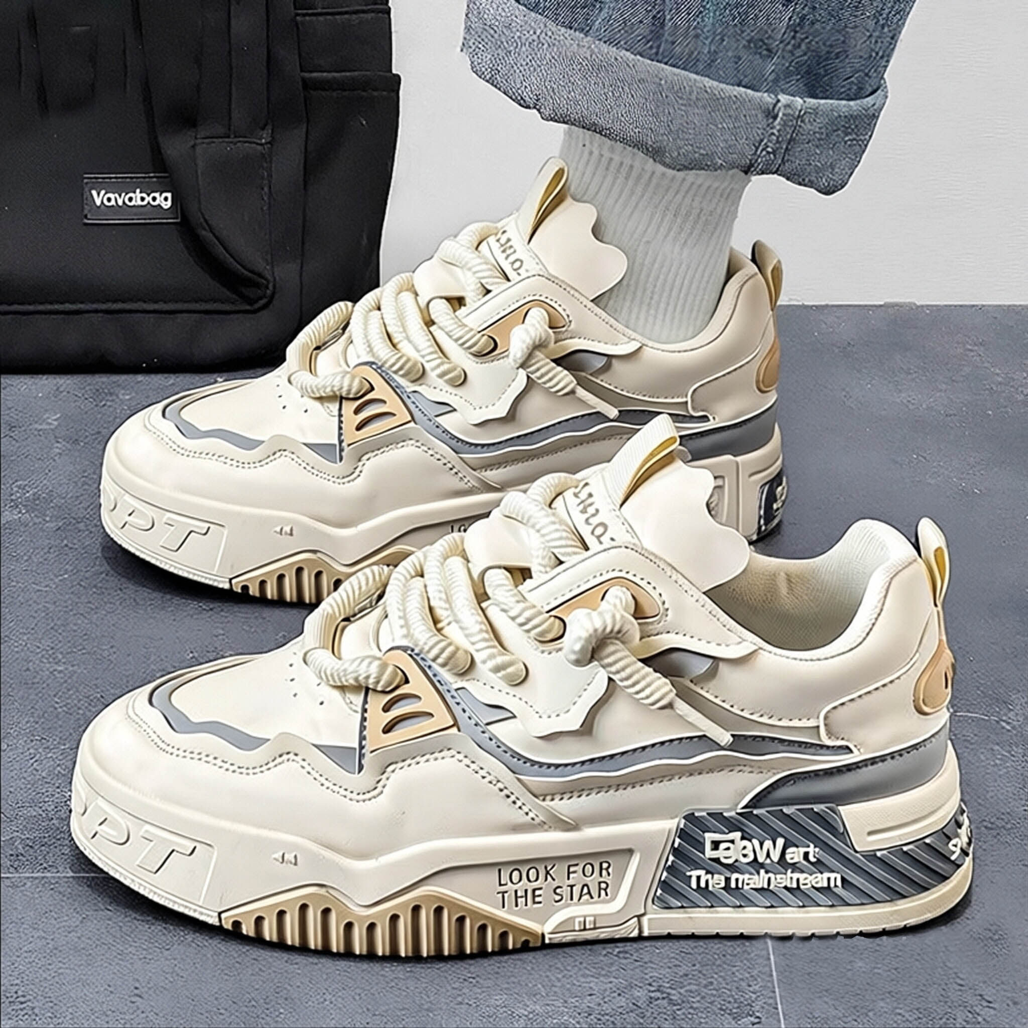 男鞋2025新款小众设计厚底休闲板鞋百搭潮流运动休闲鞋系带德训鞋