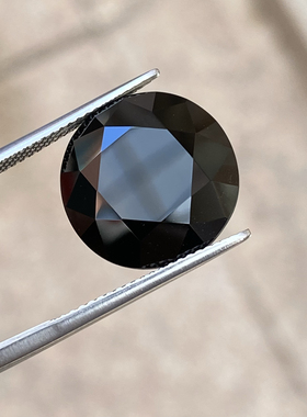 天然黑色尖晶石钻石切工14.2ct 表面无裂无矿坑适合制作戒指吊坠