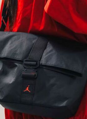 耐克NIKE会员礼品AJ运动户外休闲健身骑行单肩斜挎包黑色BG011-01