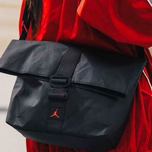 耐克NIKE会员礼品AJ运动户外休闲健身骑行单肩斜挎包黑色BG011