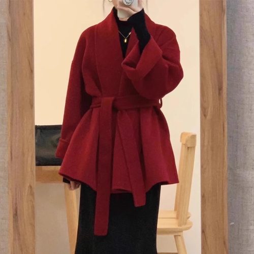 红色绵羊毛呢大衣外套短款结婚女