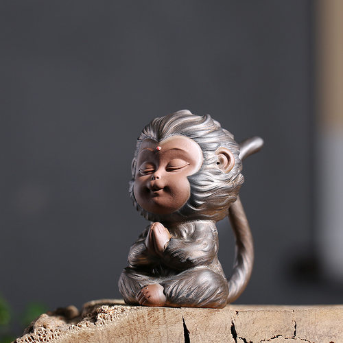 鎏金孙悟空紫砂茶宠禅意摆件