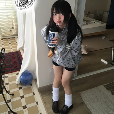 innomoood 美式校园感碎片星星立领宽松卫衣运动衫jk外套印花外套