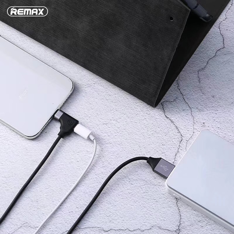 remax RA-LA01不可描述手機分線器 充電音頻聽歌分線器音頻轉接線