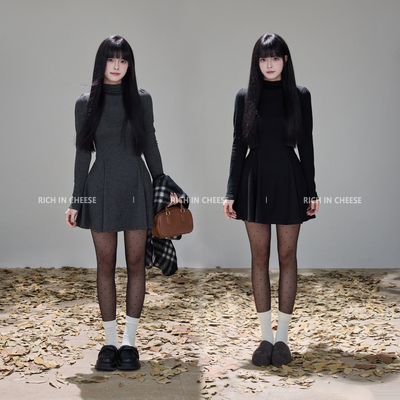 低堆领针织弹力显瘦打底连衣裙