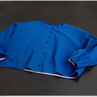 2025春季新款文艺复古原创女装孔雀蓝短款针织圆领短款可爱开衫