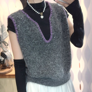 韩系设计感v领亮片针织马甲女秋冬新款时尚宽松叠穿背心毛衣上衣