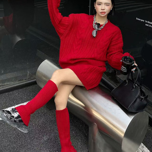 冬季潮酷时尚氛围感绞花套头上衣高腰半身裙配脚袜针织三件套装女